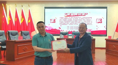 展法律担当 扬思政新风 律师辩论赛走进校园 打造思政课堂新模式